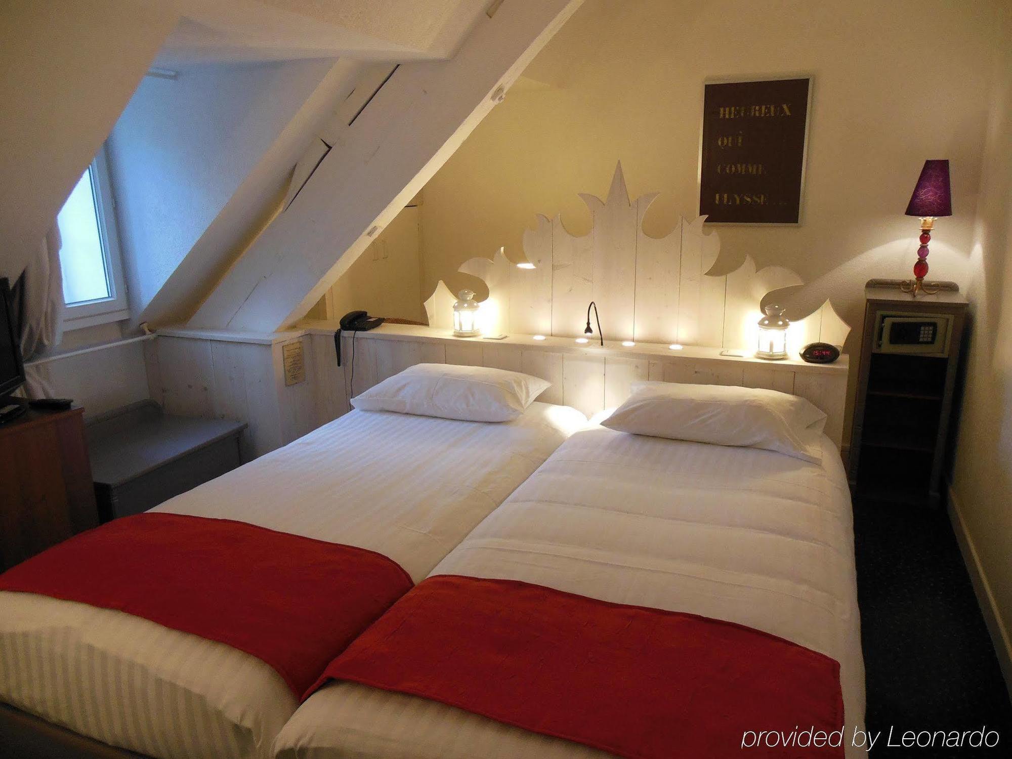 Hotel Les Ursulines Отен Екстер'єр фото